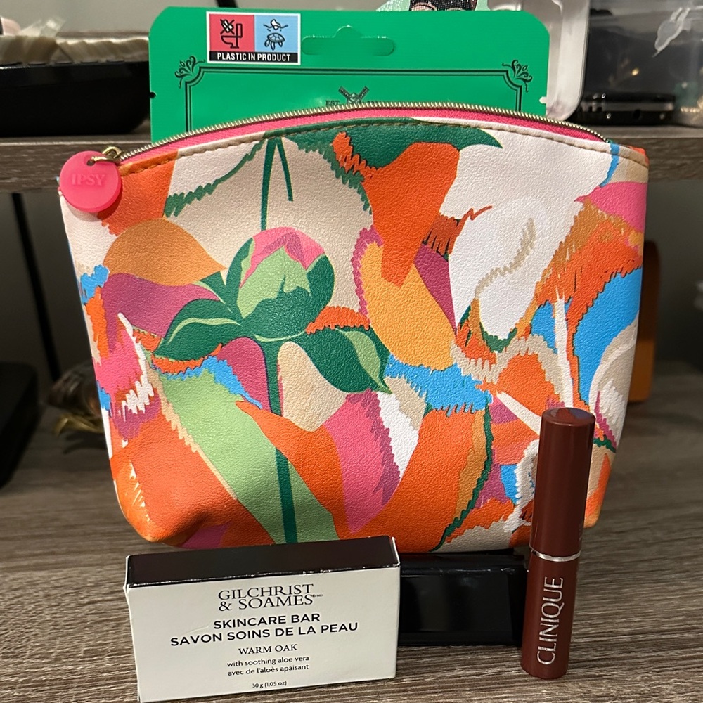 Clinique Lipstick with Colorful Abstract Pouch